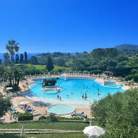 Le Lagon D Or * Saint-Raphaël